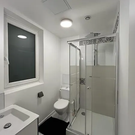 La Coloc' Docks T5 4 Bathrooms Garden