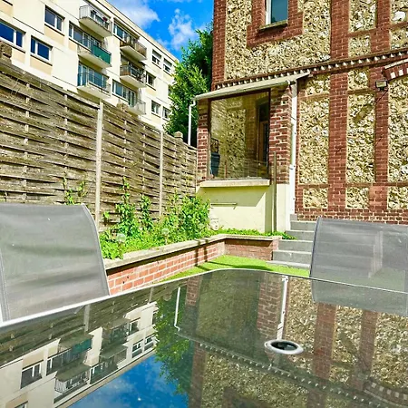 Prázdninový dům La Coloc' Docks T5 4 Bathrooms Garden Rouen